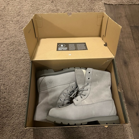 Timberland Gray Fold-Down Boots - Picture 5 of 5